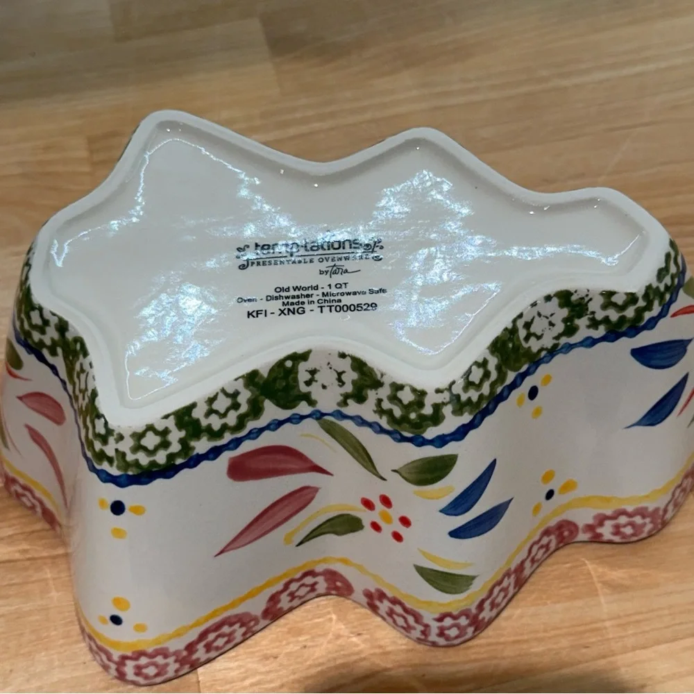 Temp-Tations Old World Confetti Tree Figural Ovenware Baker- 1QT ---NWOT